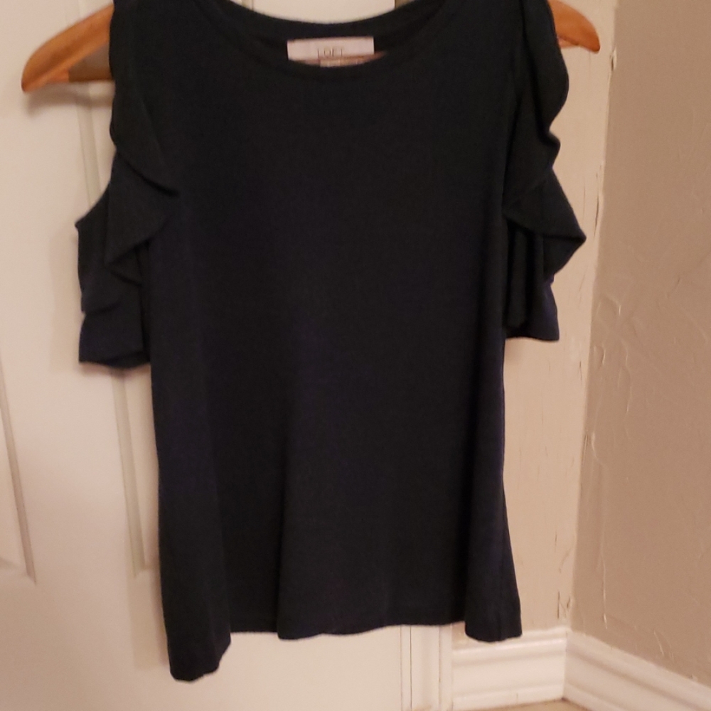 Navy top